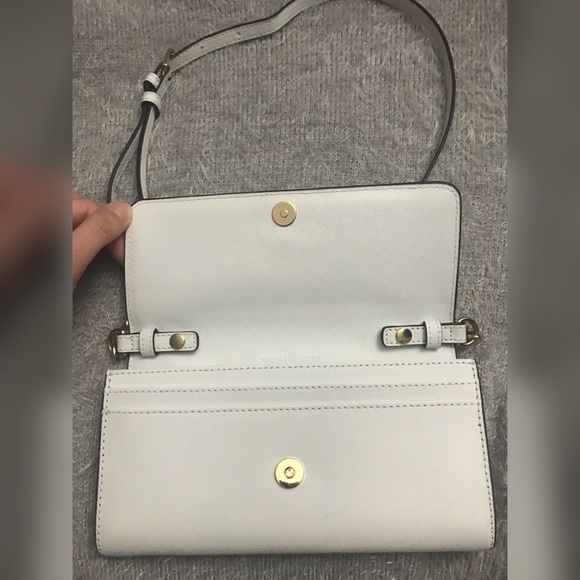 Michael Kors Wallet/Crossbody clutch - Picture 3 of 5